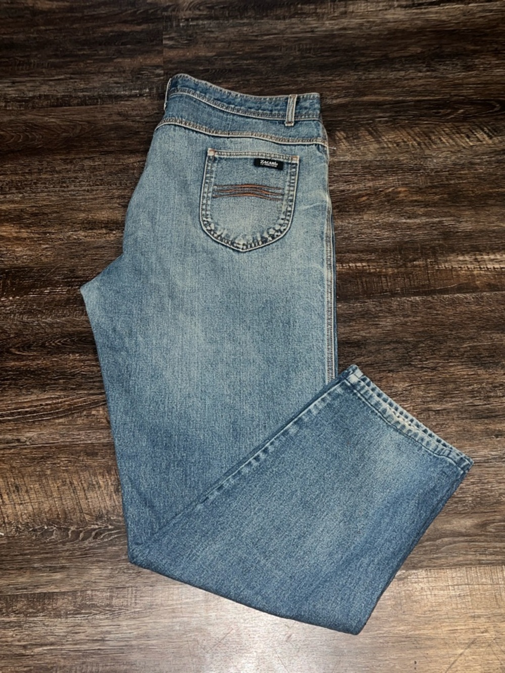 Men's Straight Jeans in Faded Blue Wash - Picture 2 of 4